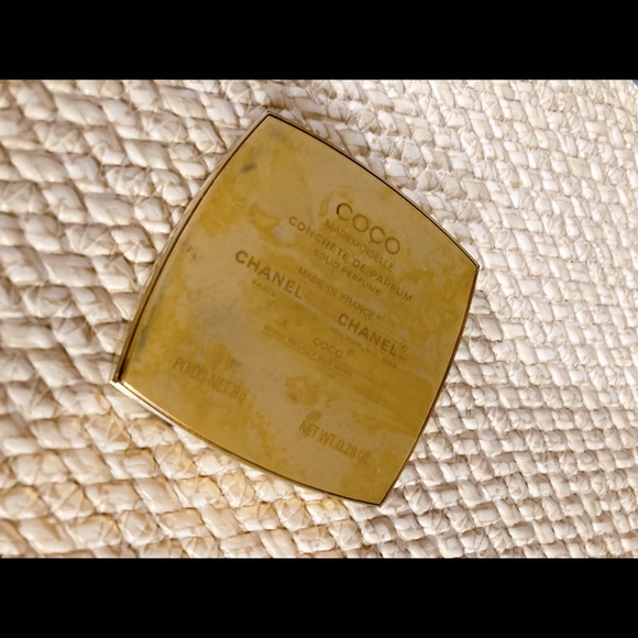 🎁🎁🎁Chanel perfume solid case compact with leather protective case - Picture 8 of 8